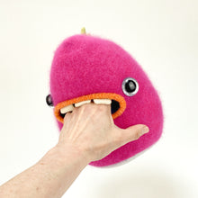 Load image into Gallery viewer, Suffles the handmade plush my friend monster™