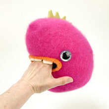 Load image into Gallery viewer, Suffles the handmade plush my friend monster™