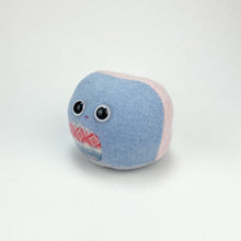 Load image into Gallery viewer, Foo-Foo and baby plush nesting monster
