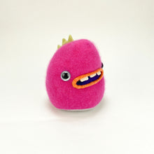 Load image into Gallery viewer, Suffles the handmade plush my friend monster™