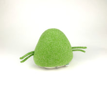 Load image into Gallery viewer, Crinkle the plush alien my friend monster™