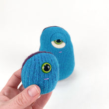 Load image into Gallery viewer, Kimmy & Baby my friend monster™ plush nesting doll