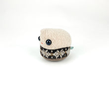 Load image into Gallery viewer, Tot the tiny my friend monster™