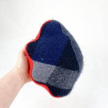 Load image into Gallery viewer, Bibby the my friend monster™ plushie