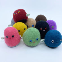 Load image into Gallery viewer, my friend monster™ finger puppet