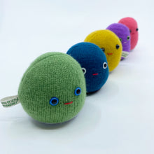 Load image into Gallery viewer, my friend monster™ finger puppet