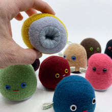 Load image into Gallery viewer, my friend monster™ finger puppet