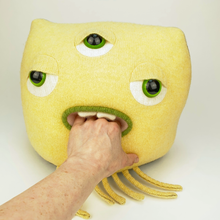 Load image into Gallery viewer, Lionel the plush my friend monster™ wool sweater stuffy