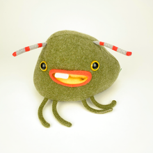 Load image into Gallery viewer, Bam-Bam the plush alien my friend monster™