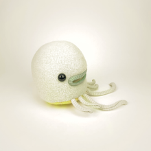 Load image into Gallery viewer, Winter the cute plush my friend monster™