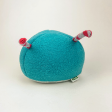 Load image into Gallery viewer, Squidge the plush my friend monster™