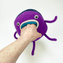 Load image into Gallery viewer, Leslie the plush my friend monster™ sweater toy