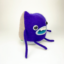 Load image into Gallery viewer, Flinch the plush my friend monster™ sweater stuffy