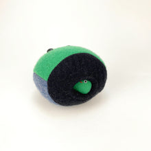 Load image into Gallery viewer, Bean and baby my friend monster™ plush nesting doll