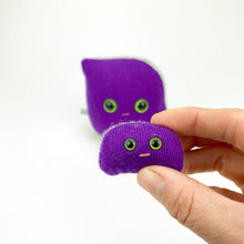 Load image into Gallery viewer, Snaps and baby my friend monster™ plush nesting doll