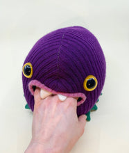 Load image into Gallery viewer, Tippy the my friend monster™ plush