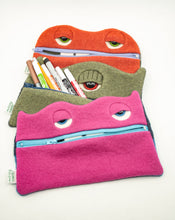 Load image into Gallery viewer, Monster zipper case wallet