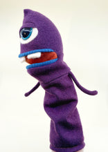 Load image into Gallery viewer, Roland the fun monster cyclops puppet