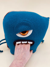 Load image into Gallery viewer, Pippin the plush my friend monster™