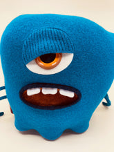 Load image into Gallery viewer, Pippin the plush my friend monster™