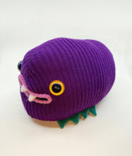 Load image into Gallery viewer, Tippy the my friend monster™ plush