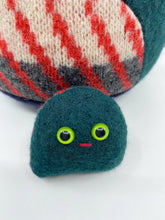 Load image into Gallery viewer, Jibbet and baby plush nesting monster