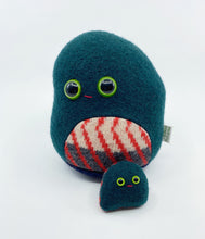 Load image into Gallery viewer, Jibbet and baby plush nesting monster