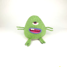 Load image into Gallery viewer, Crinkle the plush alien my friend monster™
