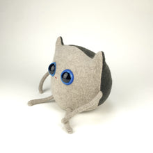 Load image into Gallery viewer, Wiggy the handmade plush monster
