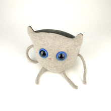 Load image into Gallery viewer, Wiggy the handmade plush monster
