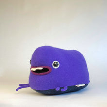 Load image into Gallery viewer, Bug &amp; Doug the two faced my friend monster™ plush
