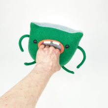 Load image into Gallery viewer, Sweetpea the plush my friend monster™
