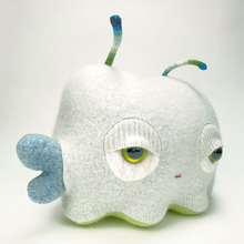 Load image into Gallery viewer, Winnie the sweet plush my friend monster™
