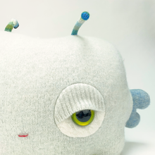 Load image into Gallery viewer, Winnie the sweet plush my friend monster™
