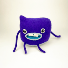 Load image into Gallery viewer, Flinch the plush my friend monster™ sweater stuffy
